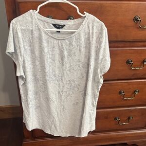 Simply Vera Vera Wang Light Gray Short Sleeve Tee